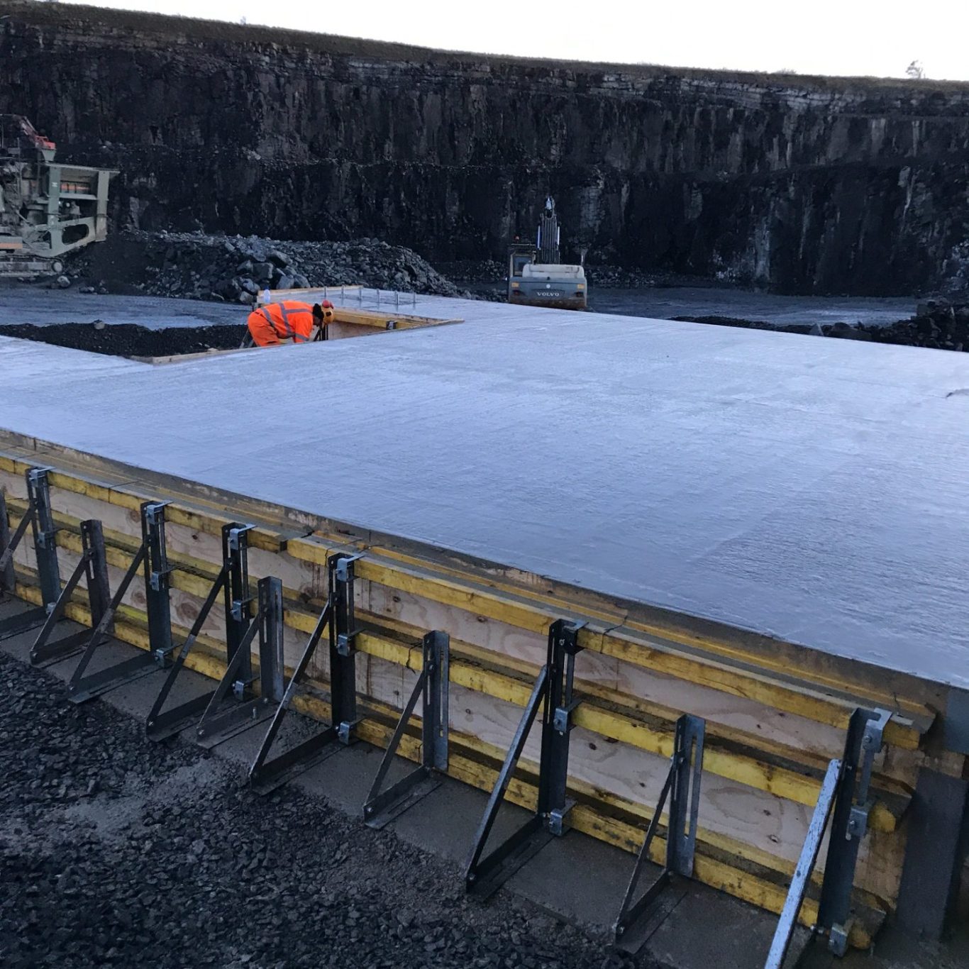 Commercial Concrete Works - LLT Civils Concrete slab construction and formwork by LLT Civils